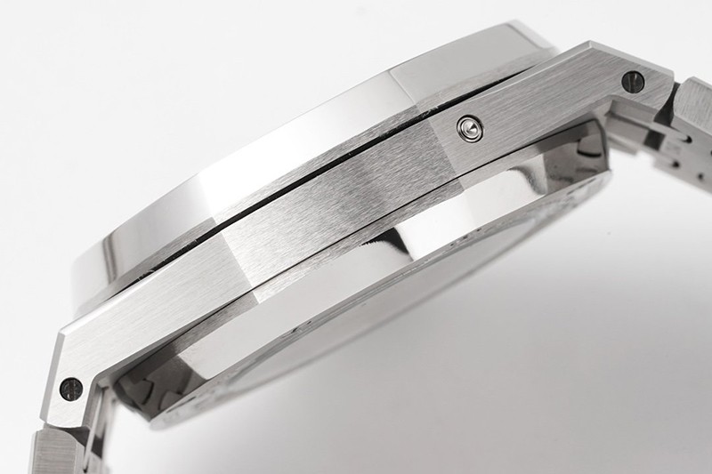 オーデマピゲ ロイヤルオーク コピー クロノ 41mm Odb89015