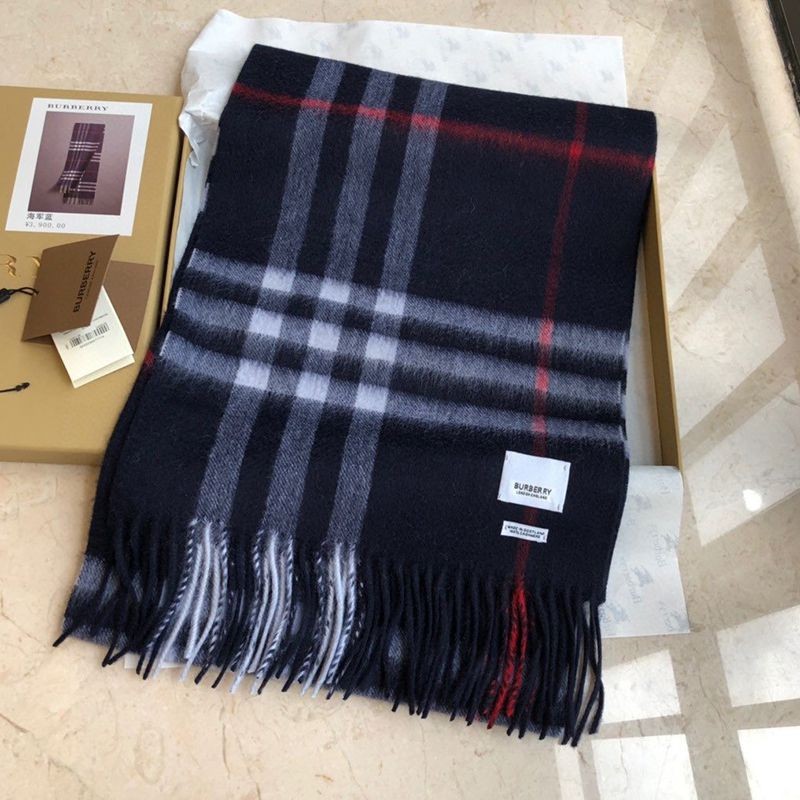 ★日本!!人気!バーバリー クラシック カシミヤ チェック マフラー 偽物 Baz55103