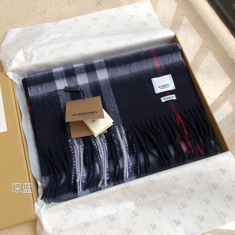 ★日本!!人気!バーバリー クラシック カシミヤ チェック マフラー 偽物 Baz55103