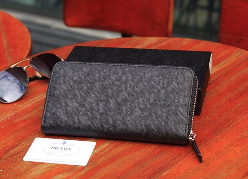大人気!新色☆希少 プラダ ファスナー付長財布 長財布 コピー pud75443