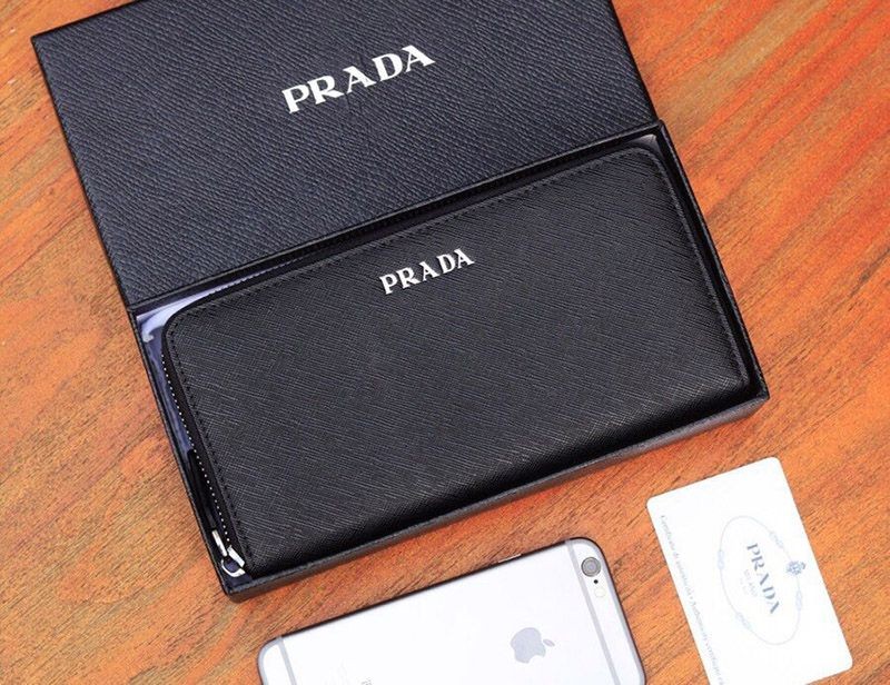 大人気!新色☆希少 プラダ ファスナー付長財布 長財布 コピー pud75443