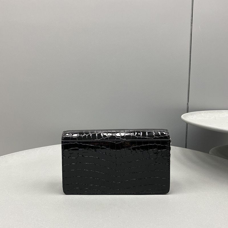 メゾンマルジェラ 偽物 クロコダイルプリントレザー チェーン ウォレット ショルダーバッグ Mak68036