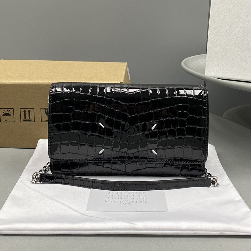 メゾンマルジェラ 偽物 クロコダイルプリントレザー チェーン ウォレット ショルダーバッグ Mak68036