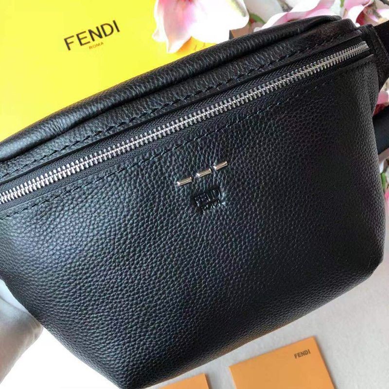 ★日本!!人気!フェンディ カーフレザー ベルトバッグ 偽物 feg92007