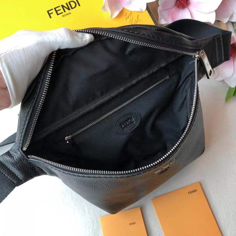 ★日本!!人気!フェンディ カーフレザー ベルトバッグ 偽物 feg92007