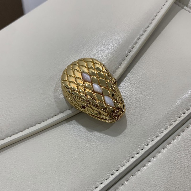 送料込【ブルガリ】新色! SERPENTI FOREVER 白 ナッパ ハンドバッグ Buy87368