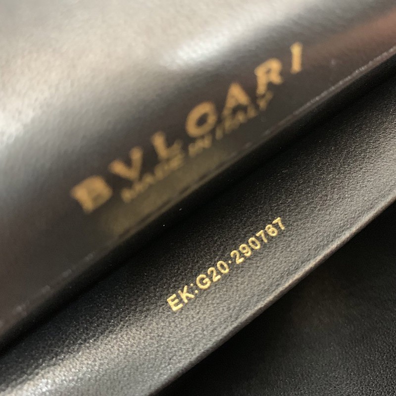 稀少【ブルガリ】新色! SERPENTI FOREVER ナッパ ハンドバッグ Buw08841