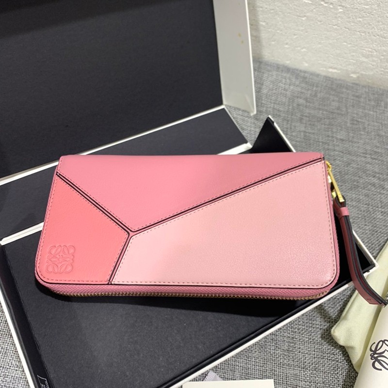 ロエベ 財布 パズル コピー ラウンドジップ ウォレット lov96806
