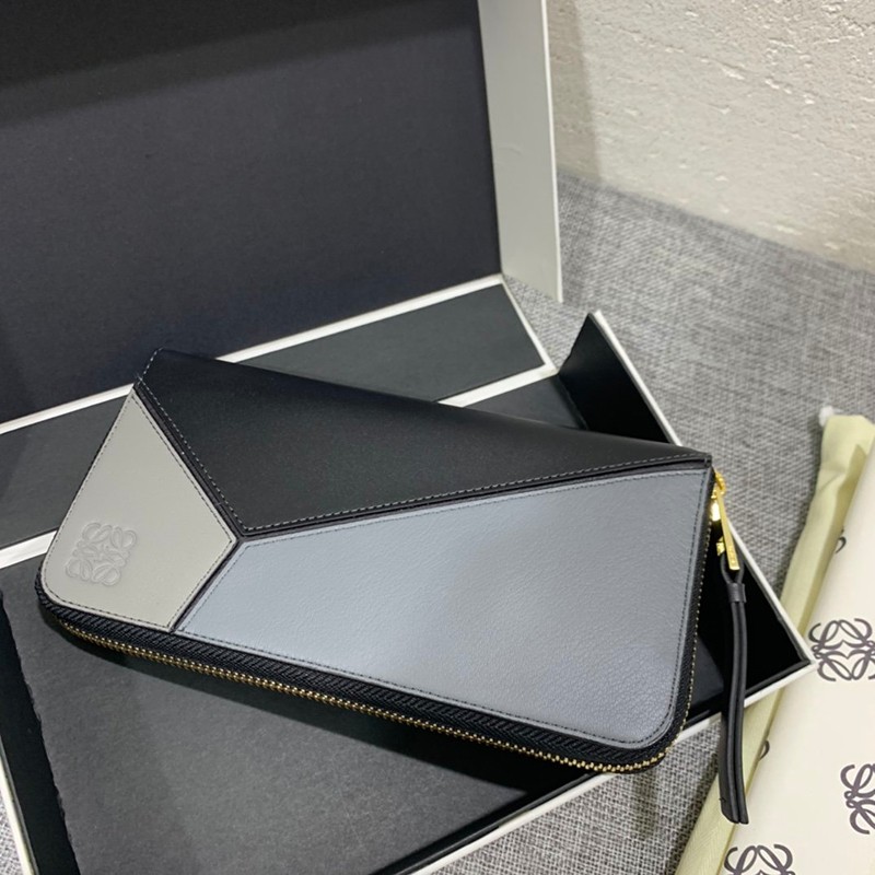 ロエベ 財布 パズル スーパーコピー ラウンドジップ ウォレット lof79583