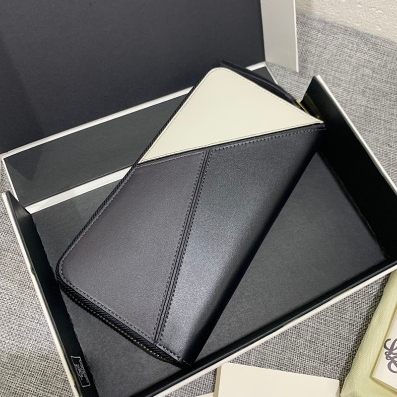 ロエベ 財布 パズル スーパーコピー ラウンドジップ ウォレット lof79583