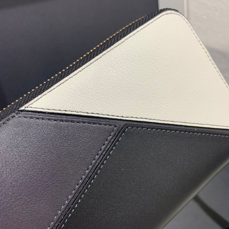 ロエベ 財布 パズル スーパーコピー ラウンドジップ ウォレット lof79583