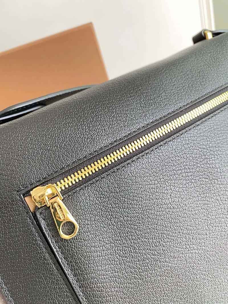 バーバリー クラッチバッグ 偽物 レディース 2WAYショルダーバッグ Bas87797