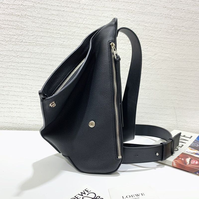 大人気!ロエベ ショルダーバッグ 偽物 アントン スリング Anton Sling カーフスキン loq24862