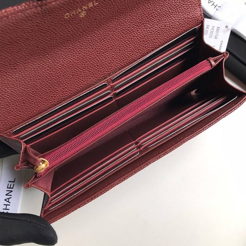注目度抜群!シャネル 二折りカブセ長財布 偽物 キャビア shn77727