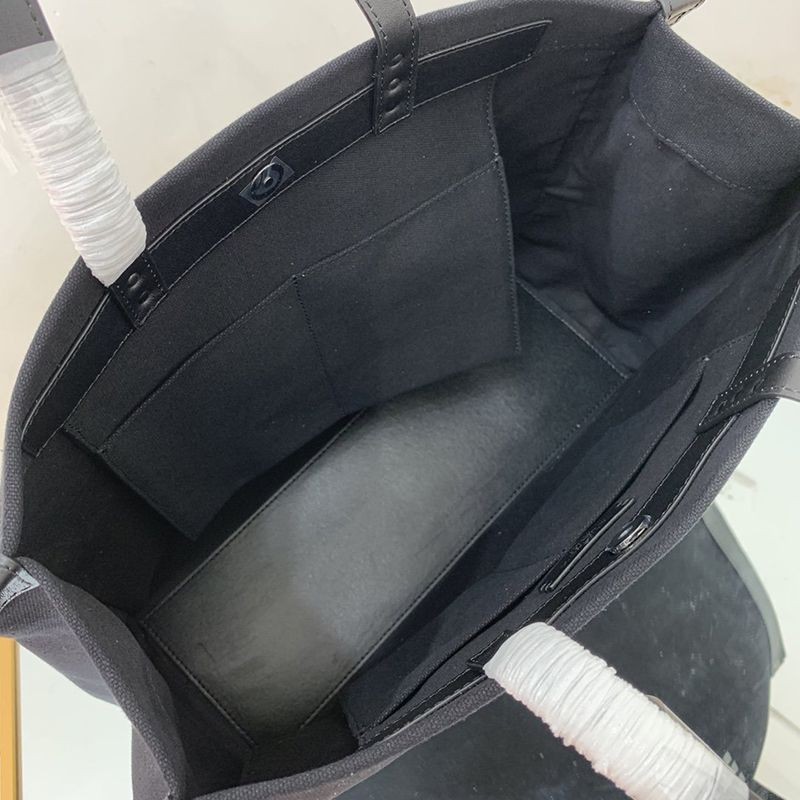 超希少!ヴァレンティノ トートバッグ コピー ショッピングバッグ NEON VLTN キャンバス ミディアム XY2B0A35DJKN78