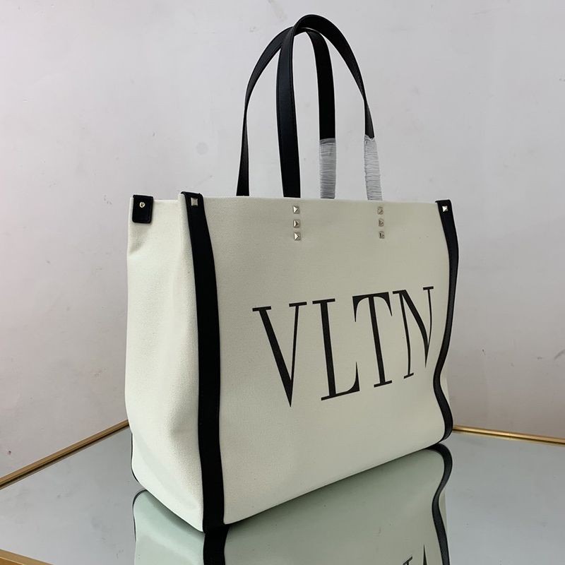 ★日本!!人気!ヴァレンティノ トートバッグ コピー ショッピングバッグ NEON VLTN キャンバス ミディアム Vua11801