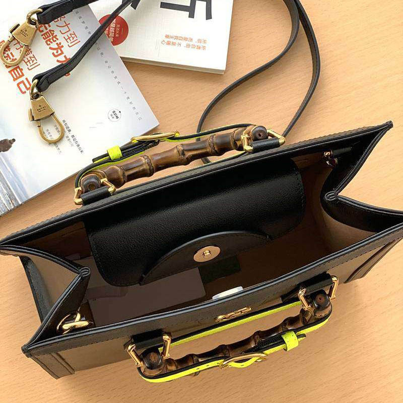 ★日本!!人気!〔グッチ ダイアナ コピー〕スモール トートバッグ 2サイズ gud83556