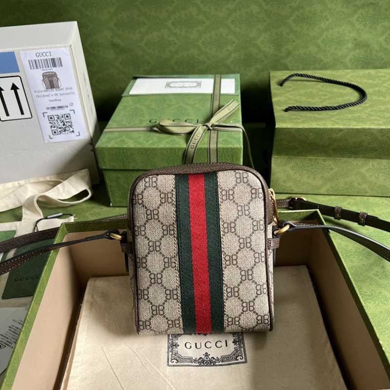 ☆超人気☆グッチ バレンシアガ ザ ハッカー キャンバス 偽物 ショルダージップバッグ gul20607