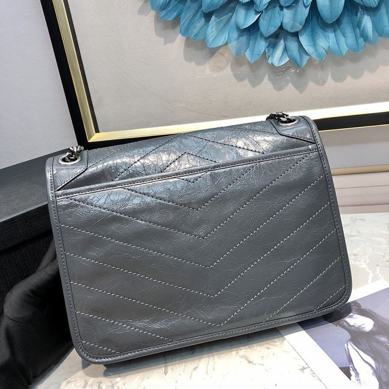 大人気!サンローラン ショルダーバッグ 偽物 ニキ ミディアム ヴィンテージレザー 2way Sai58773