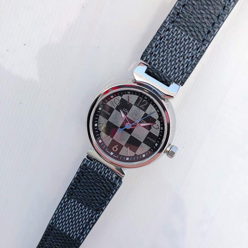 入手困難品!ルイヴィトン 時計 タンブール ストリート ダイバー 33mm vuf99901