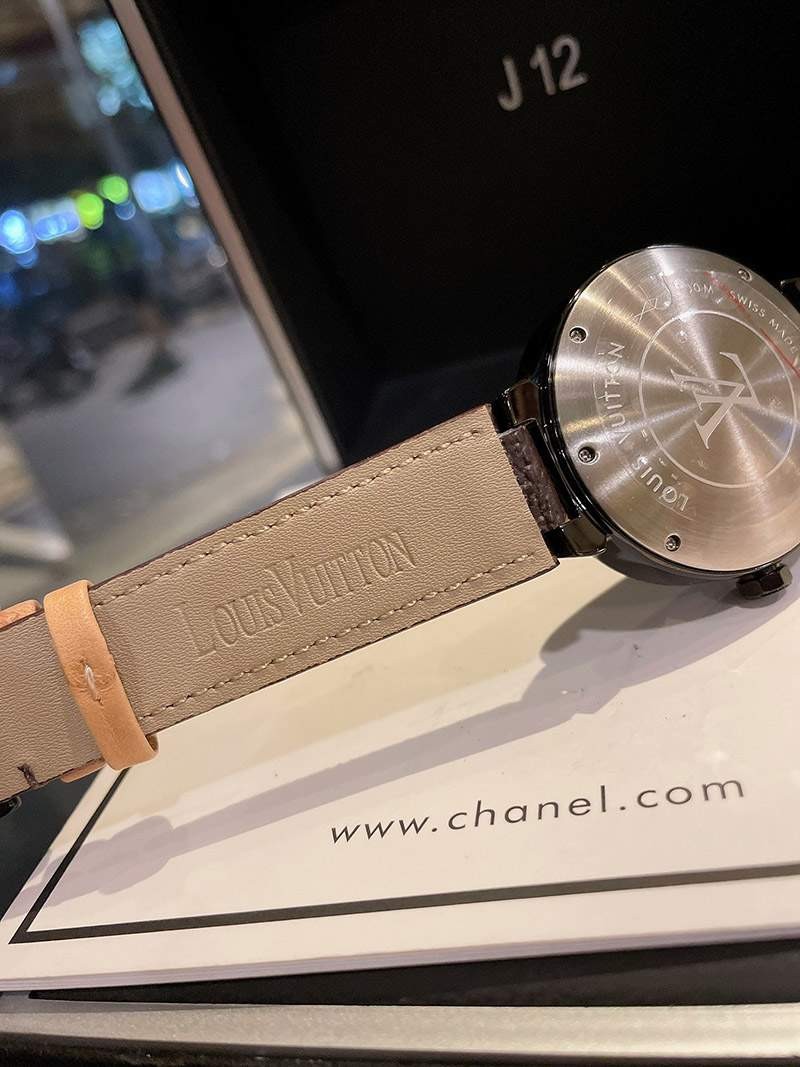 送料込 ルイヴィトン 時計 コピータンブール ストリート ダイバー 40mm vuj15515