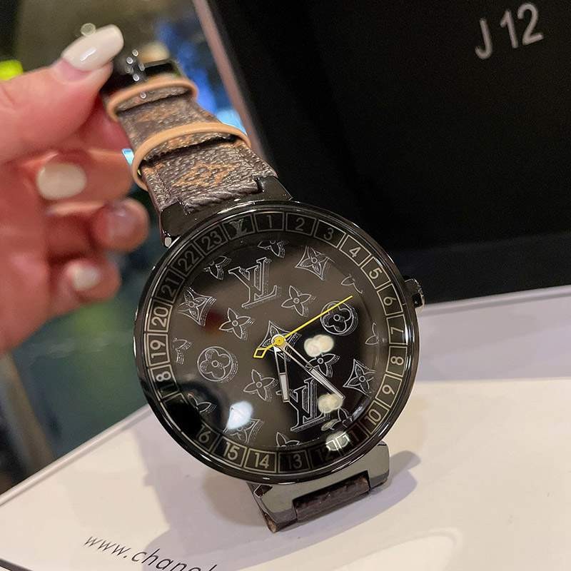 送料込 ルイヴィトン 時計 コピータンブール ストリート ダイバー 40mm vuj15515