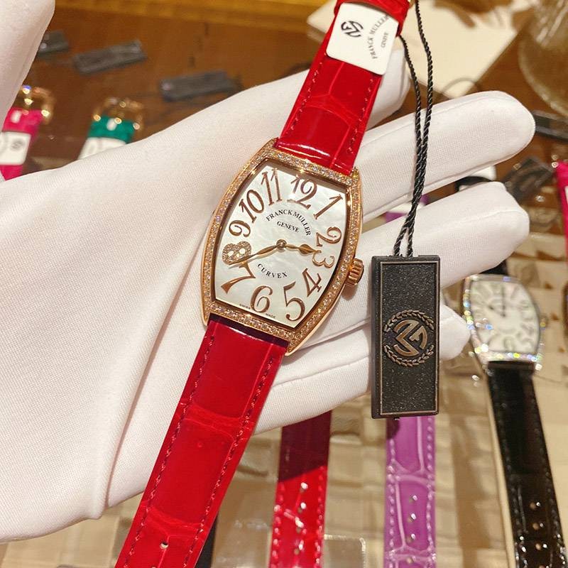 超話題!入手困難品!フランク・ミュラー トノーカーベックス 偽物 fre53580