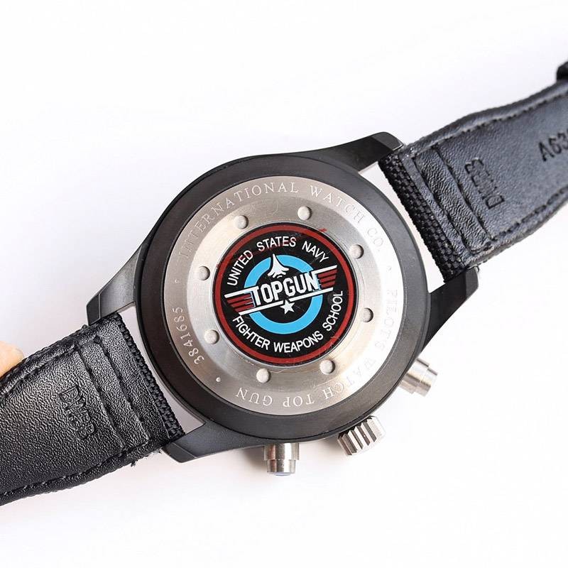 大人気!IWC 時計 偽物 パイロットウォッチクロノ・トップガン iwr90549