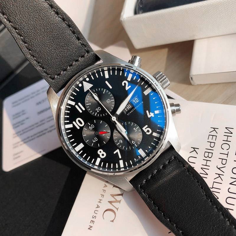 セール ♪IWC コピー パイロットウォッチクロノグラフ レーシング iws88535