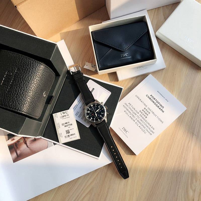 セール ♪IWC コピー パイロットウォッチクロノグラフ レーシング iws88535