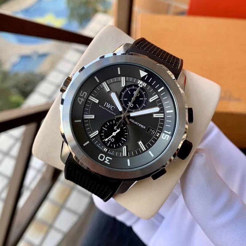 IWC コピー アクアタイマー クロノグラフ ガラパゴス アイランド 3色 iwv92663