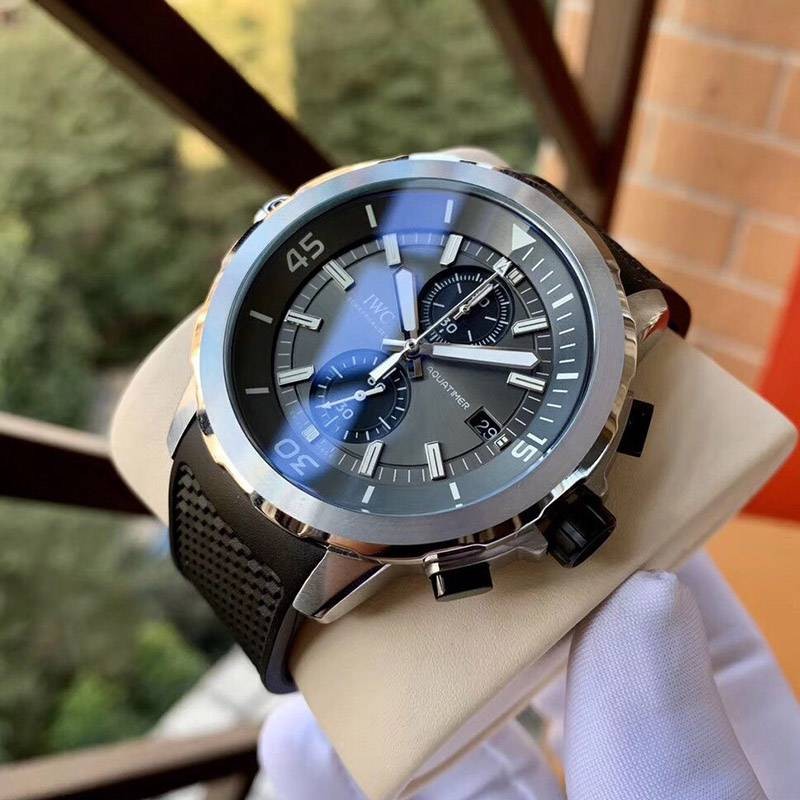 IWC コピー アクアタイマー クロノグラフ ガラパゴス アイランド 3色 iwv92663