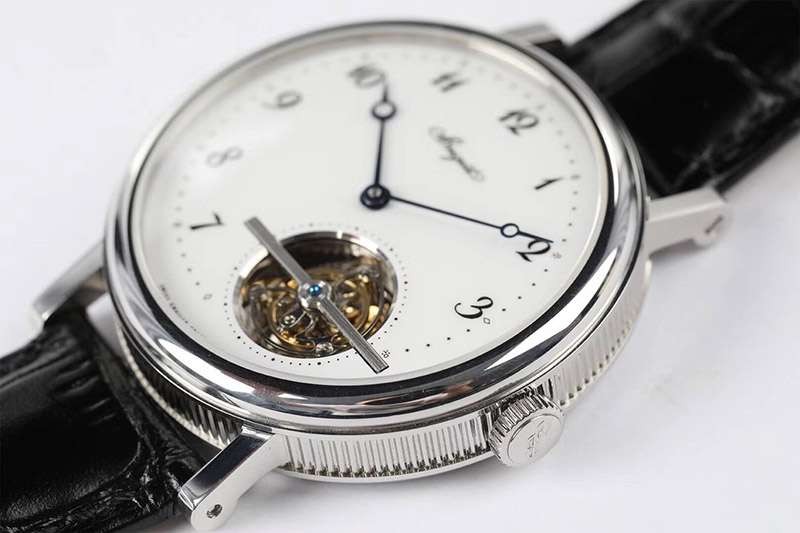 ブレゲ スーパーコピー メンズ 42 mm 時計 buv77779