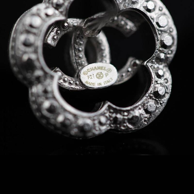 超希少!シャネル ccロゴマーク★お花ピアス 偽物 shc18721