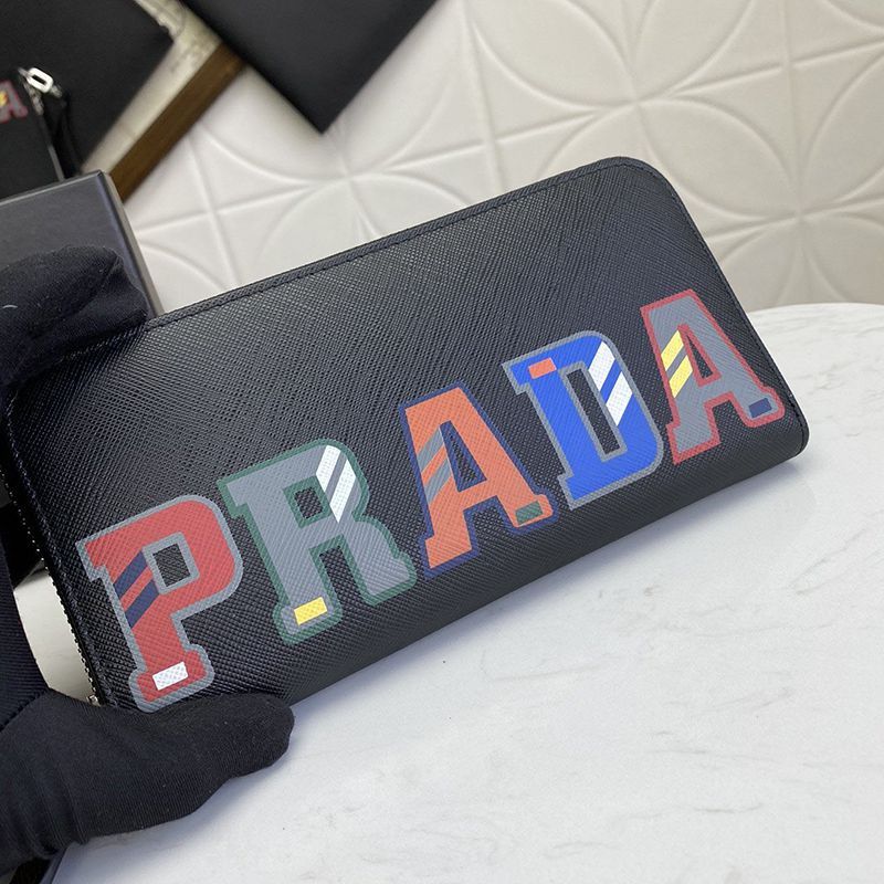 プラダ 財布 スーパーコピー ラウンドファスナー 長財布 puj10021