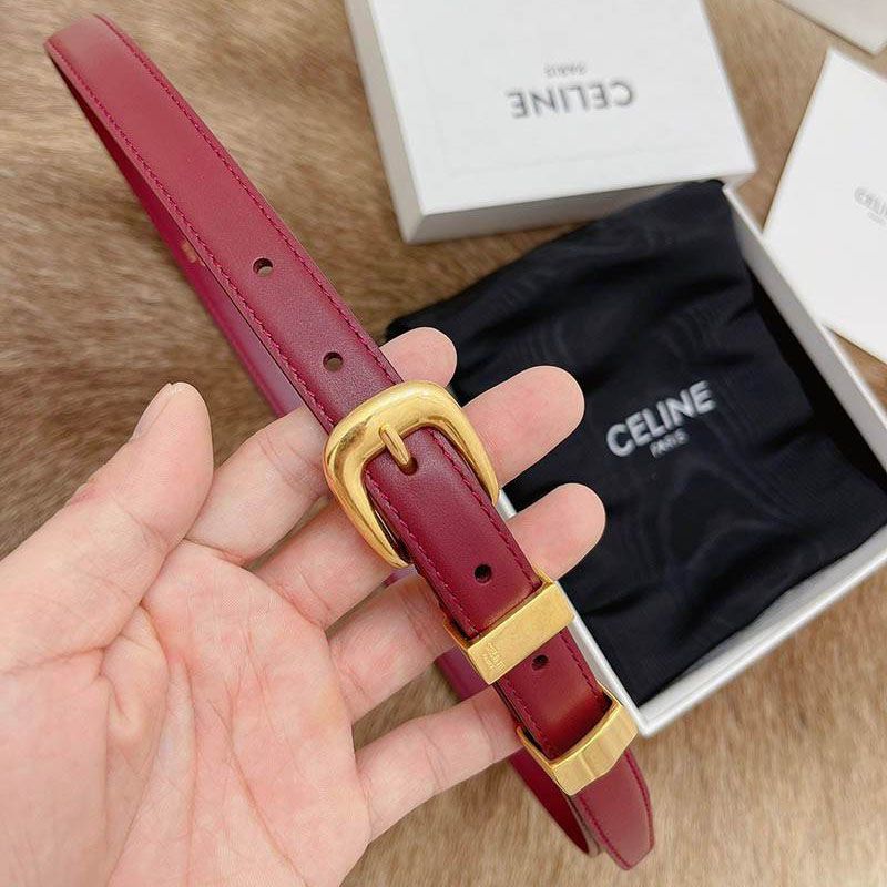 大人気!セリーヌ スモール トリオンフバックル ベルト 偽物 Cez36978