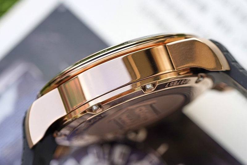 ショパール ミッレ ミリア 時計 偽物 44 mm shb68046