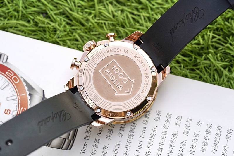 ショパール ミッレ ミリア 時計 偽物 44 mm shb68046
