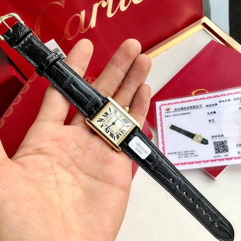 カルティエ タンク ルイカルティエ LM コピー kac97230