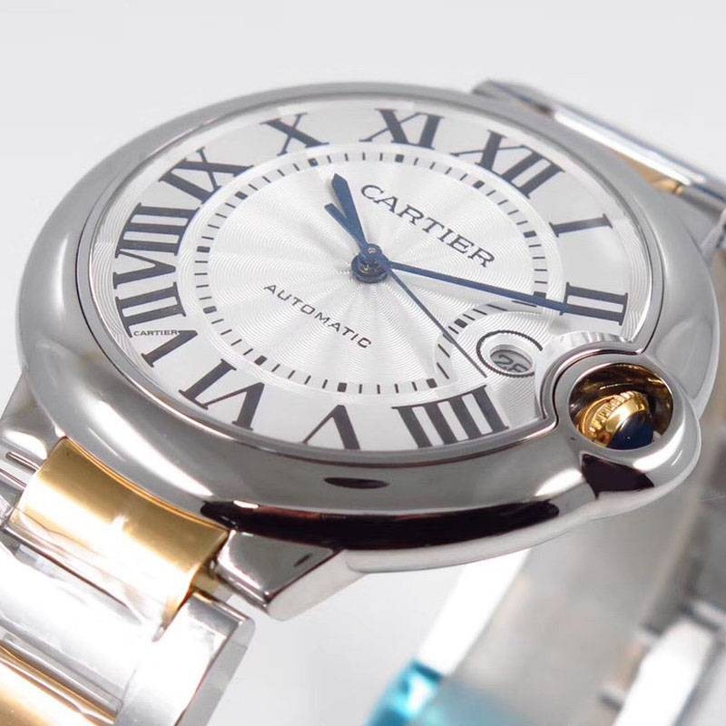 春もの新作カルティエ バロンブルー42mm スーパーコピー kaq18023