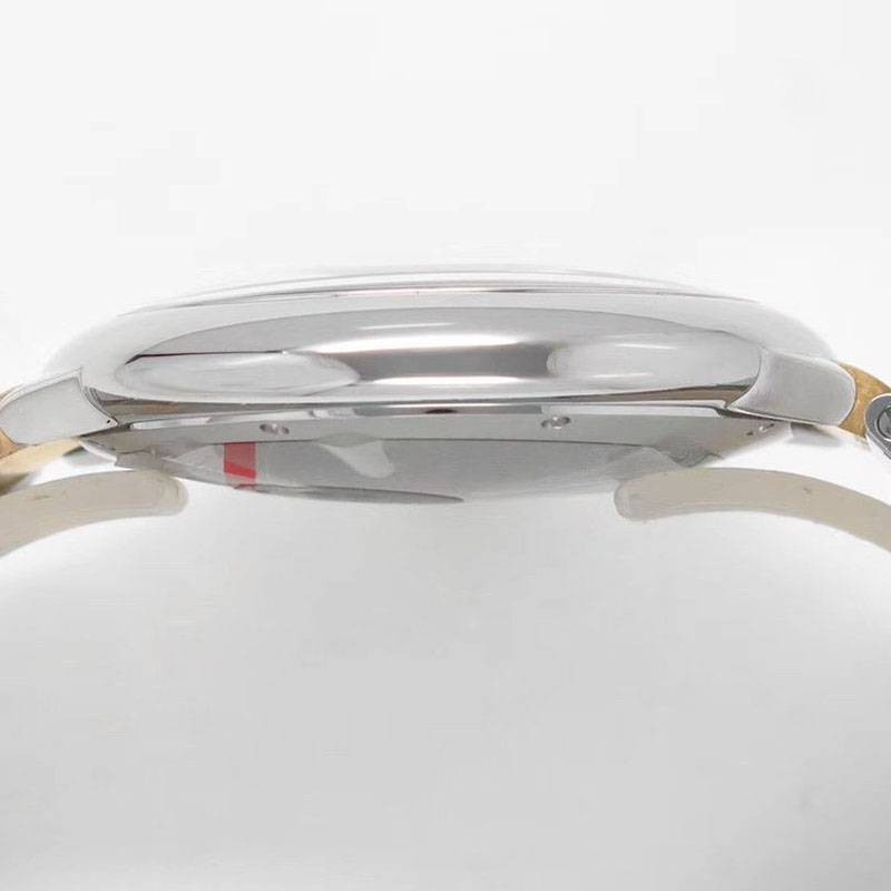春もの新作カルティエ バロンブルー42mm スーパーコピー kaq18023