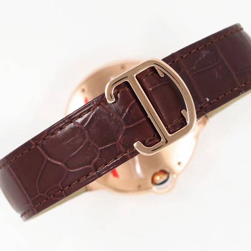 日本未入荷カルティエ バロンブルー42mm コピー kaw33864