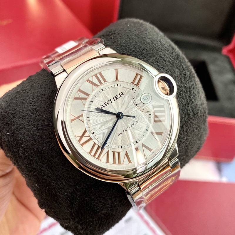 超話題!カルティエ バロンブルー 42mm スーパーコピー W6920095