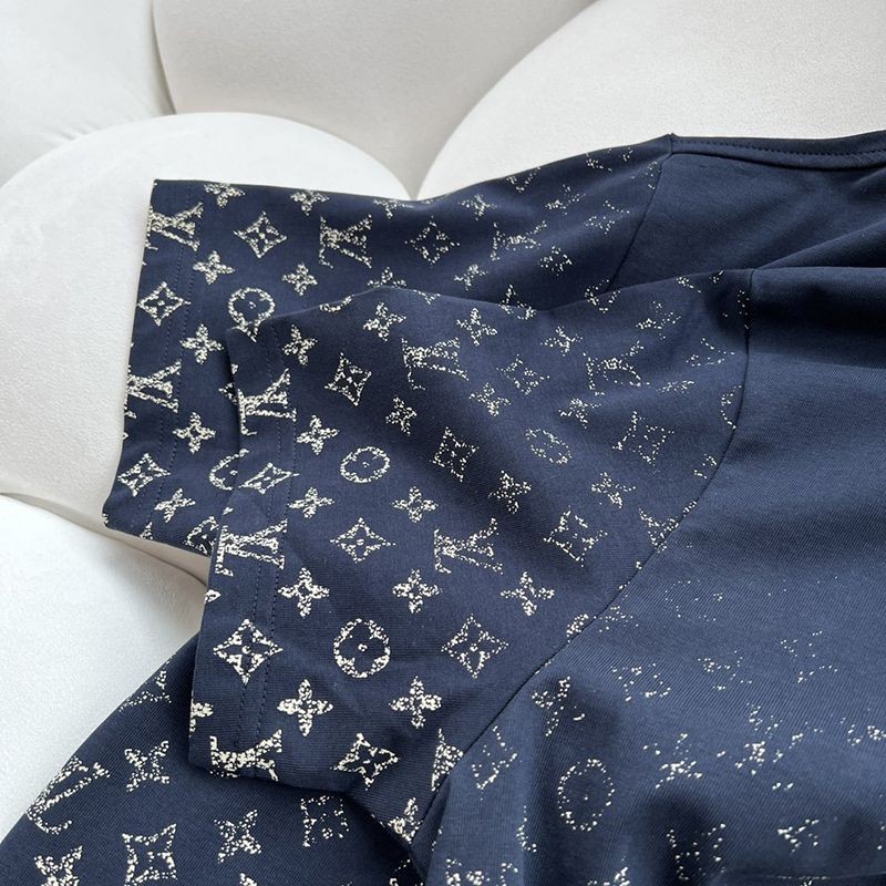 人気♪ルイヴィトン LVSE モノグラムグラディエント Tシャツ 偽物 vuw80110