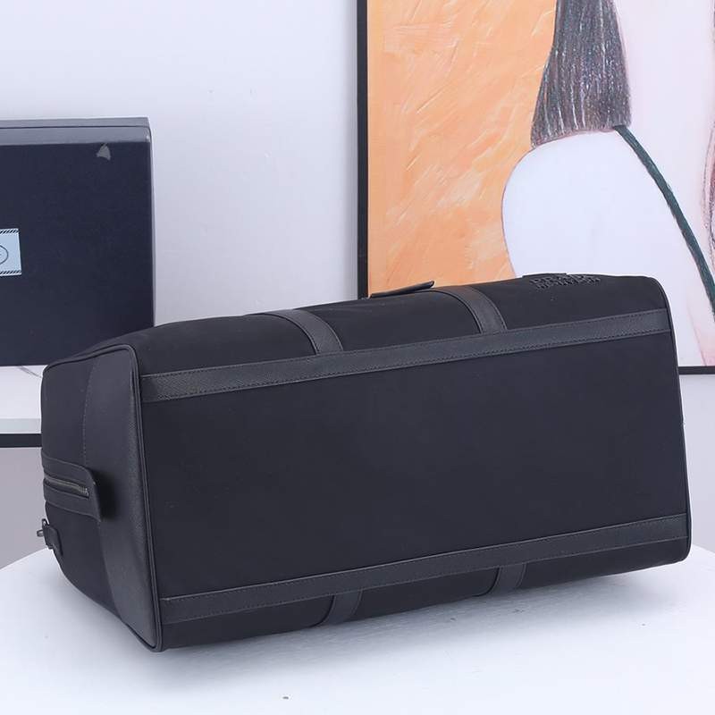 ギフトに最適♪プラダ ブラッシュドナイロンハンドバッグ スーパーコピー pus87104