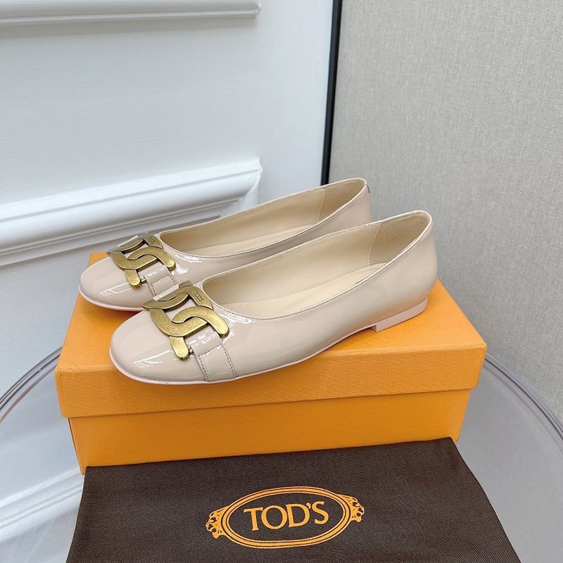 セール ♪トッズ チェーンモチーフ フラットシューズ スーパーコピー toi78205