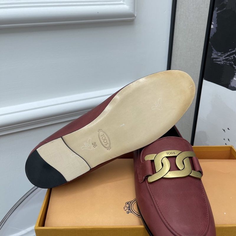 TODS スーパーコピー ケイトレザーローファー tox20409