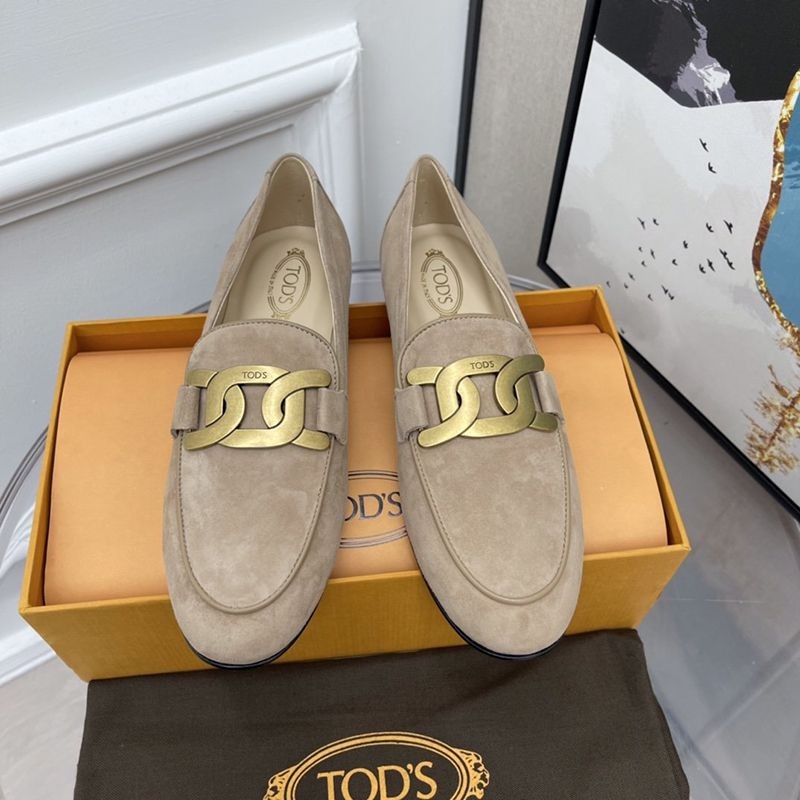 TODS  スーパーコピー ケイトレザーローファー toi76605