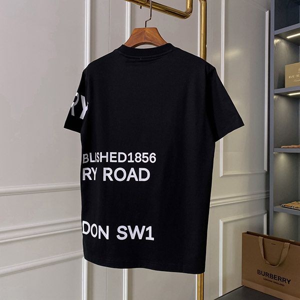 超希少!バーバリー ホースフェリープリント Tシャツ 偽物 Bao69985