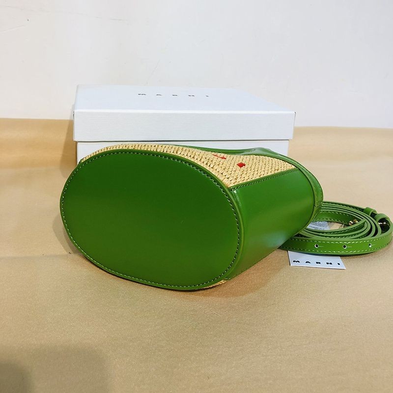 大人気!可愛い マルニ TROPICALIA マイクロ かごバッグ コピー マルニ ハンモックバッグ mat49973